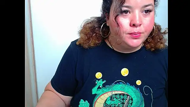 Snapshot of valentinny chatting on September 18, 2025, 1:58 pm valentinny online show from September 18, 2025, 1:58 pm