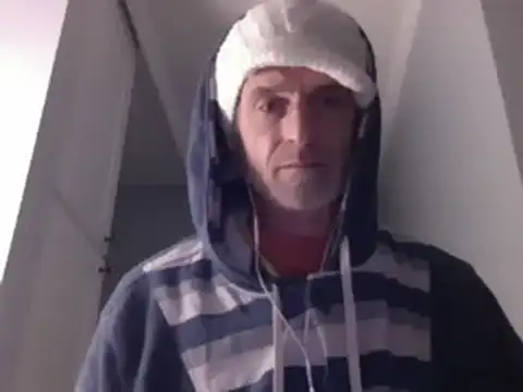 Snapshot of readyforfunxxx chatting on December 19, 2024, 1:18 pm readyforfunxxx online show from December 19, 2024, 1:18 pm