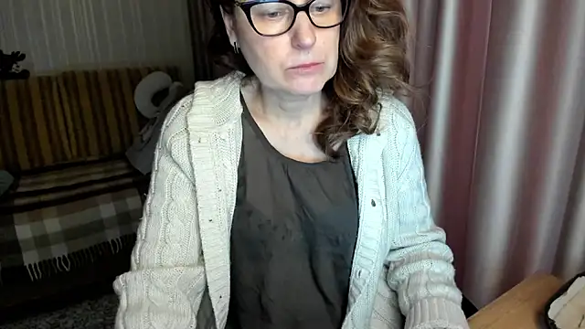 lauraoven online show from February 6, 2026, 1:29 pm