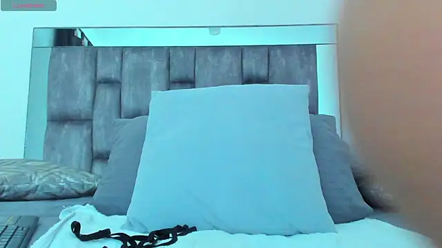 alyssia ocean online show from April 18, 2026, 1:46 pm