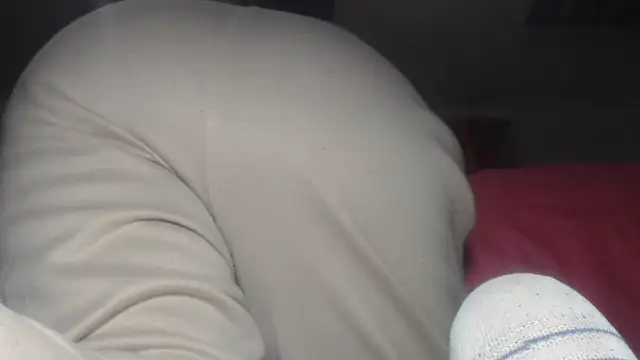 prettyangelsquirt online show from April 18, 2026, 9:26 pm