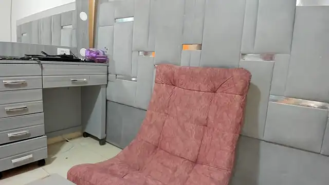 Snapshot of cuteboybigcock- chatting on February 10, 2025, 8:21 pm cuteboybigcock- online show from February 10, 2025, 8:21 pm