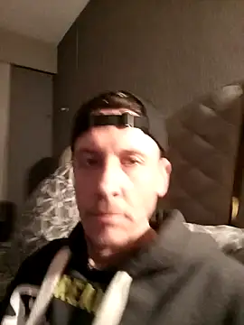 Antonio11111x online show from February 9, 2026, 9:13 pm