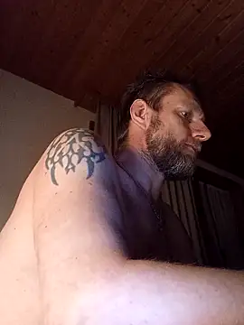 Kw8585kw online show from March 28, 2026, 1:28 am