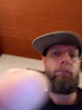 Kw8585kw online show from December 14, 2025, 11:10 pm