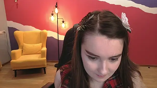 CloudGrace online show from November 16, 2025, 6:12 pm