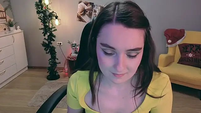 CloudGrace online show from December 18, 2025, 3:22 am