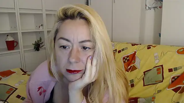 Snapshot of spell_of_love chatting on December 2, 2025, 6:37 am spell of love online show from December 2, 2025, 6:37 am