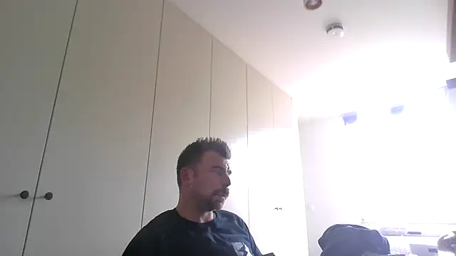 Snapshot of mrbigballs chatting on September 15, 2025, 11:21 am mrbigballs online show from September 15, 2025, 11:21 am