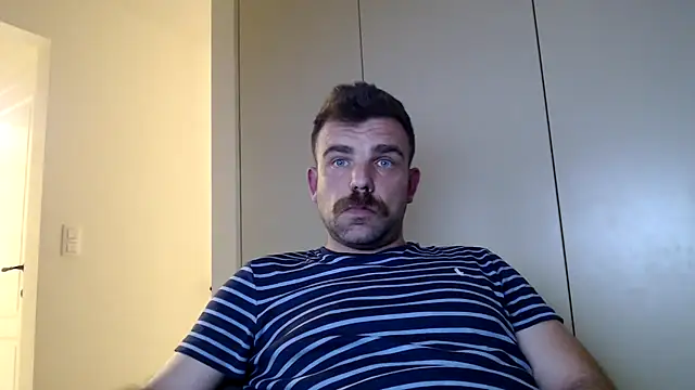 Snapshot of mrbigballs chatting on May 3, 2026, 9:07 pm mrbigballs online show from May 3, 2026, 9:07 pm
