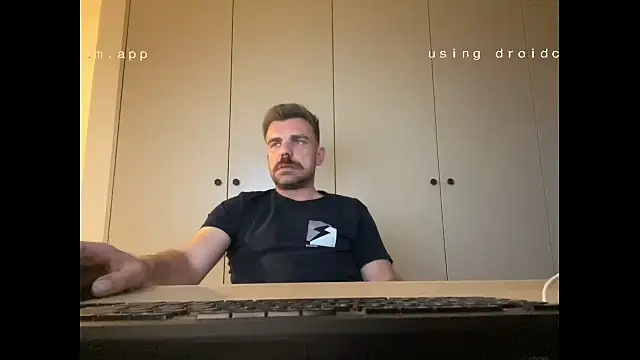 Snapshot of mrbigballs chatting on September 28, 2025, 5:42 pm mrbigballs online show from September 28, 2025, 5:42 pm