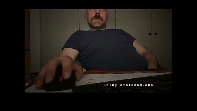 Snapshot of mrbigballs chatting on March 25, 2026, 8:41 pm mrbigballs online show from March 25, 2026, 8:41 pm