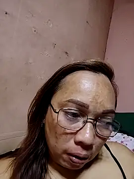 Snapshot of asianwet4u chatting on October 15, 2025, 5:06 am asianwet4u online show from October 15, 2025, 5:06 am