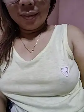 Snapshot of asianwet4u chatting on July 1, 2026, 6:03 am asianwet4u online show from July 1, 2026, 6:03 am