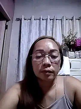 Snapshot of asianwet4u chatting on September 24, 2025, 11:50 am asianwet4u online show from September 24, 2025, 11:50 am