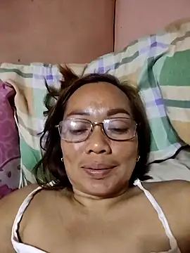 Snapshot of asianwet4u chatting on October 24, 2025, 2:16 pm asianwet4u online show from October 24, 2025, 2:16 pm