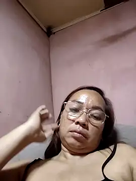 Snapshot of asianwet4u chatting on November 22, 2025, 4:17 pm asianwet4u online show from November 22, 2025, 4:17 pm