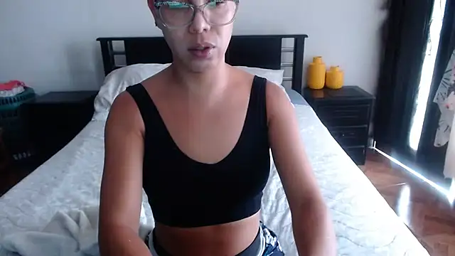 sensual nataliee online show from October 30, 2025, 1:31 pm