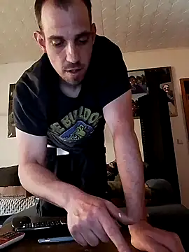 Codymc89 online show from April 9, 2026, 3:29 pm