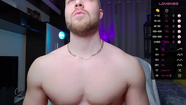 Snapshot of Chrisx_X chatting on February 4, 2025, 2:43 pm Chrisx X online show from February 4, 2025, 2:43 pm