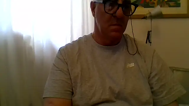 ANONIMO7735 online show from May 28, 2026, 10:43 am