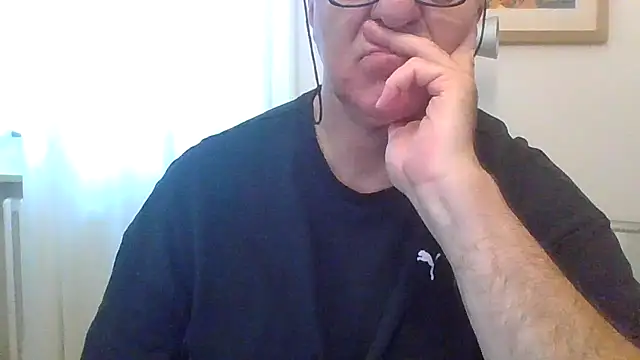 Snapshot of ANONIMO7735 chatting on November 2, 2025, 11:04 am ANONIMO7735 online show from November 2, 2025, 11:04 am