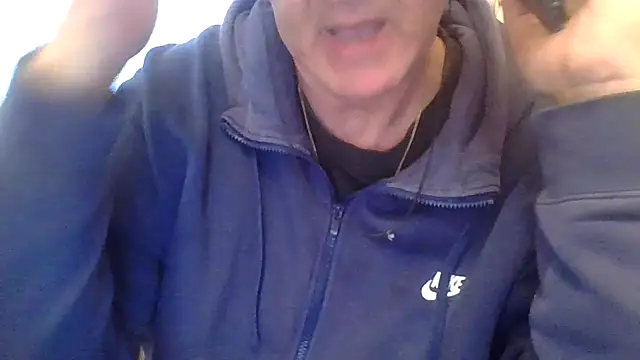 Snapshot of ANONIMO7735 chatting on November 6, 2025, 9:57 am ANONIMO7735 online show from November 6, 2025, 9:57 am