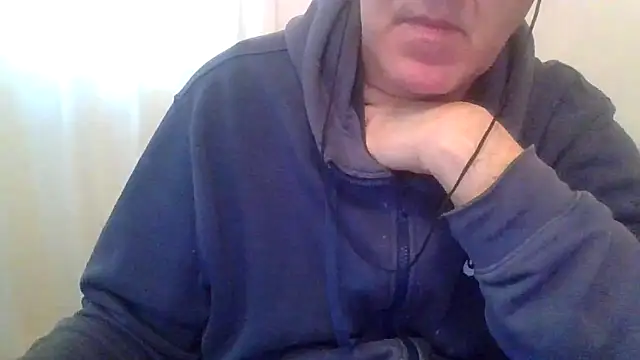 Snapshot of ANONIMO7735 chatting on March 2, 2026, 7:15 am ANONIMO7735 online show from March 2, 2026, 7:15 am