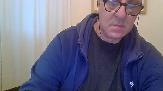 Snapshot of ANONIMO7735 chatting on October 23, 2025, 5:17 am ANONIMO7735 online show from October 23, 2025, 5:17 am