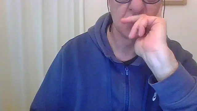 Snapshot of ANONIMO7735 chatting on February 23, 2026, 6:52 pm ANONIMO7735 online show from February 23, 2026, 6:52 pm