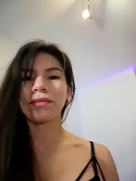 LalieFR online show from February 9, 2026, 6:28 pm