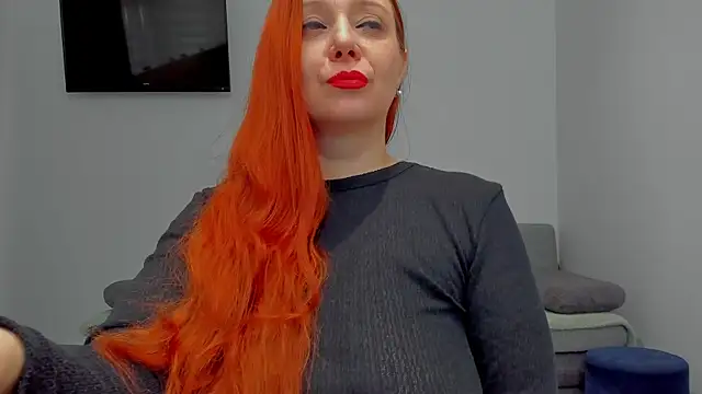 emilianna666 online show from February 21, 2026, 1:02 pm