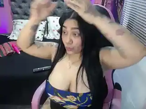 Snapshot of JEENEVIEVE chatting on February 15, 2025, 6:44 pm JEENEVIEVE online show from February 15, 2025, 6:44 pm