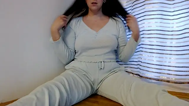 SofiaLenis online show from December 22, 2025, 1:44 pm