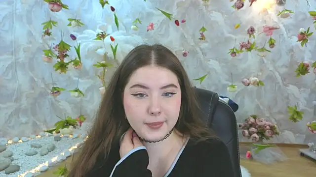 NicoleFoxery online show from April 3, 2026, 3:24 am