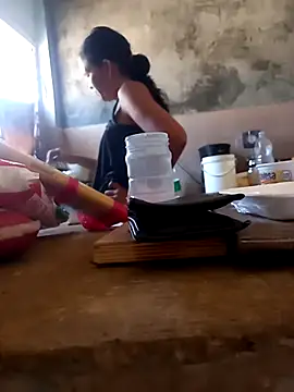 sexicaribe2 online show from November 14, 2025, 5:05 pm