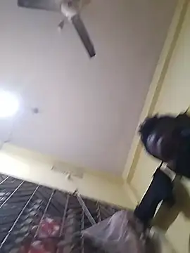 naxusxh online show from November 12, 2025, 6:56 pm