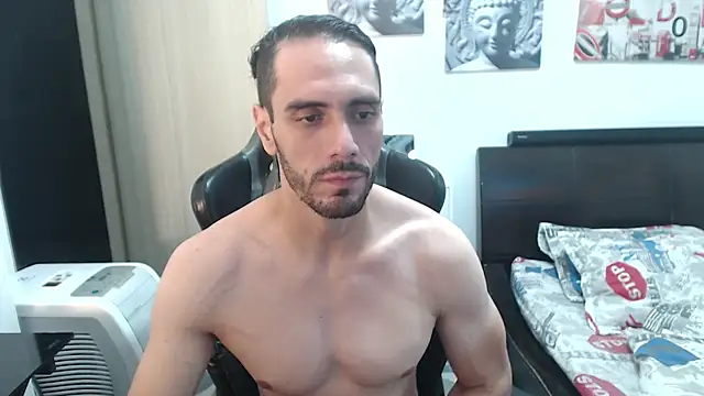 Snapshot of samuelgarcia_ chatting on January 7, 2025, 11:24 pm samuelgarcia online show from January 7, 2025, 11:24 pm