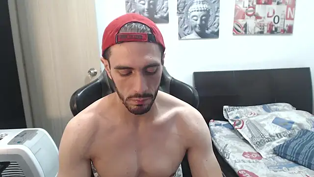 Snapshot of samuelgarcia_ chatting on January 11, 2025, 2:20 am samuelgarcia online show from January 11, 2025, 2:20 am