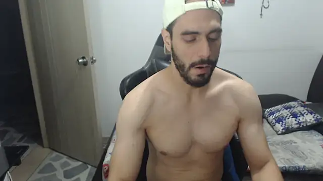 Snapshot of samuelgarcia_ chatting on November 8, 2025, 11:03 am samuelgarcia online show from November 8, 2025, 11:03 am