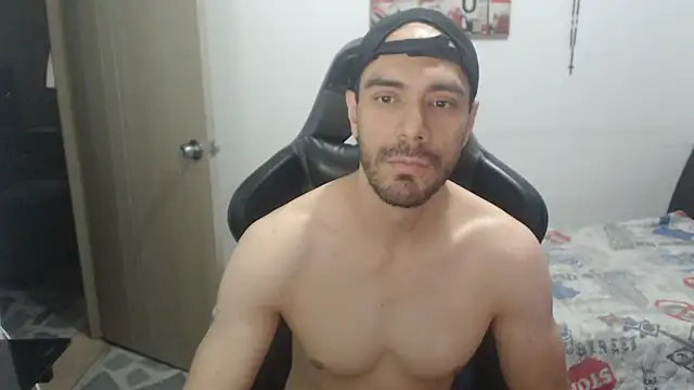 Snapshot of samuelgarcia_ chatting on July 15, 2026, 7:37 am samuelgarcia online show from July 15, 2026, 7:37 am