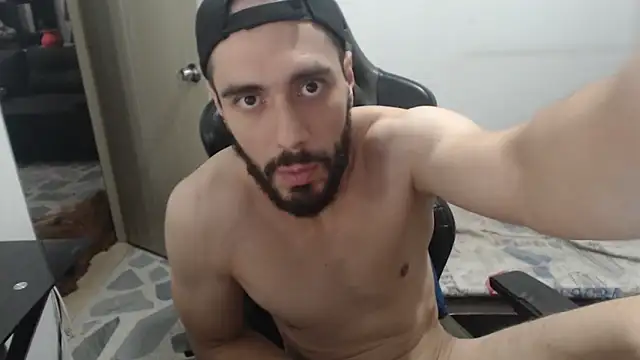 Snapshot of samuelgarcia_ chatting on November 19, 2025, 8:25 am samuelgarcia online show from November 19, 2025, 8:25 am