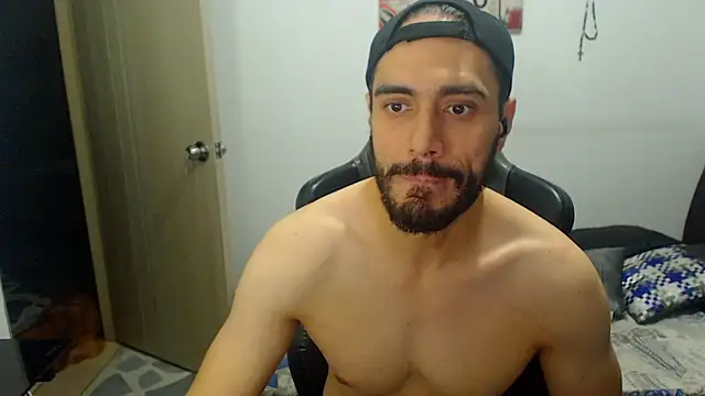 Snapshot of samuelgarcia_ chatting on November 5, 2025, 9:34 am samuelgarcia online show from November 5, 2025, 9:34 am