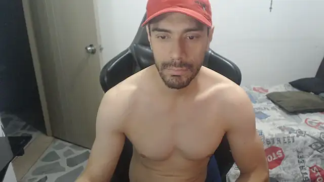 Snapshot of samuelgarcia_ chatting on July 18, 2026, 8:12 am samuelgarcia online show from July 18, 2026, 8:12 am