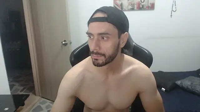 Snapshot of samuelgarcia_ chatting on September 17, 2025, 12:18 pm samuelgarcia online show from September 17, 2025, 12:18 pm