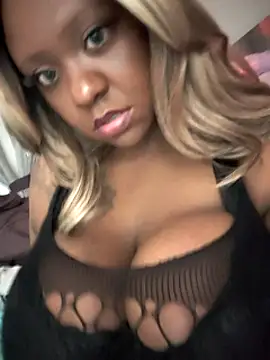 Snapshot of 6lue6a6y69 chatting on March 11, 2025, 2:21 am 6lue6a6y69 online show from March 11, 2025, 2:21 am