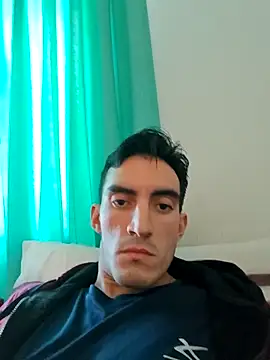 TommyMomentum online show from April 14, 2026, 8:03 pm