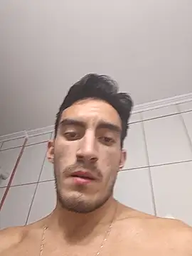 Snapshot of TommyMomentum chatting on April 28, 2026, 2:49 am TommyMomentum online show from April 28, 2026, 2:49 am
