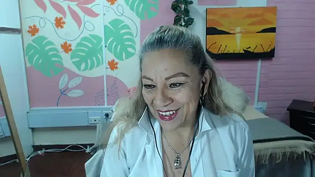 Snapshot of ZAMANTHA chatting on March 14, 2025, 3:47 pm ZAMANTHA online show from March 14, 2025, 3:47 pm