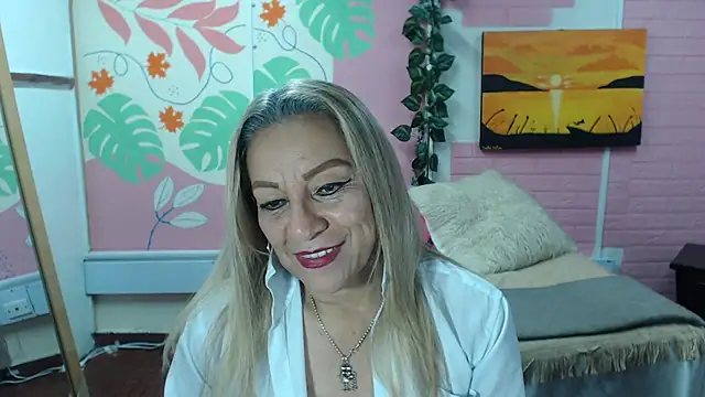 Snapshot of ZAMANTHA chatting on March 4, 2025, 3:37 pm ZAMANTHA online show from March 4, 2025, 3:37 pm